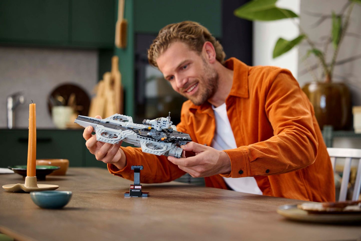 LEGO® Super Heroes 76295 Helicarrier der Avengers